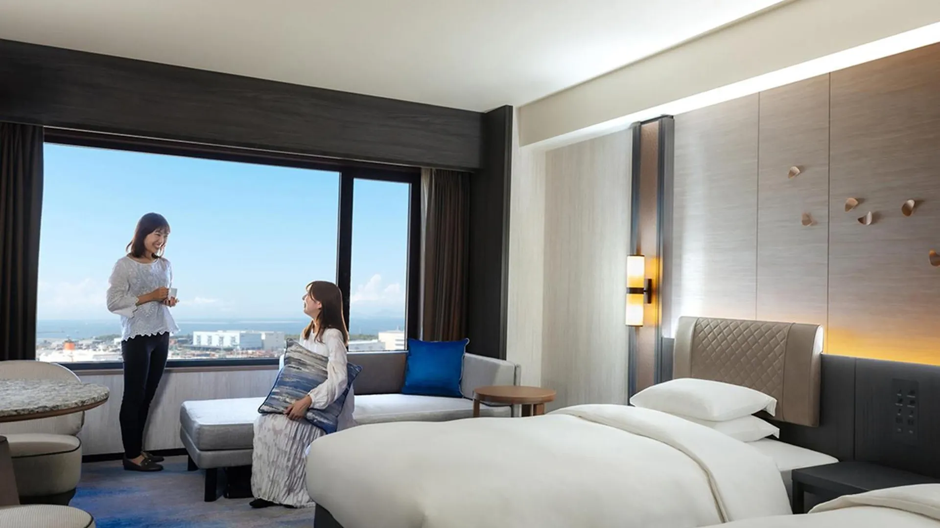 Grand Prince Hotel Osaka Bay 5*,  Japon